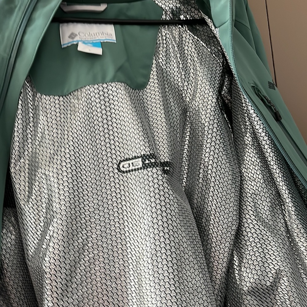 Large Columbia Men’s Beacon Trail Jacket - Picture 2 of 2